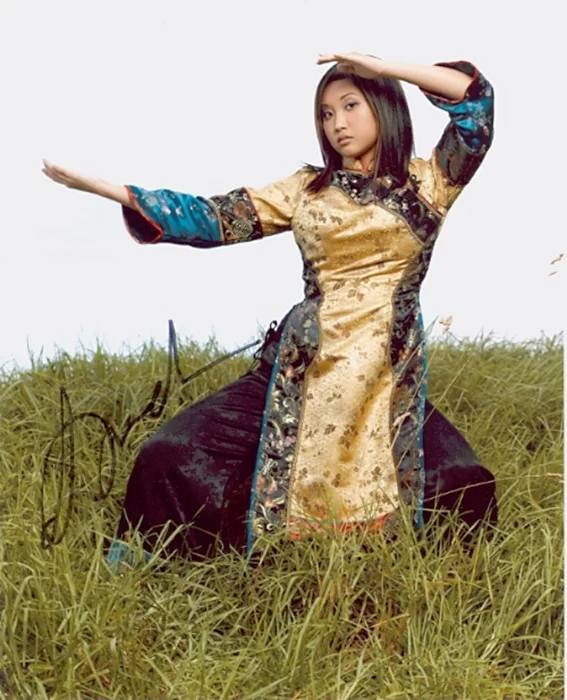 Brenda Song autograph