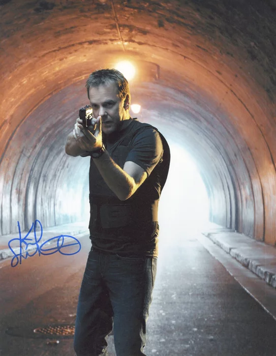 Kiefer Sutherland autograph