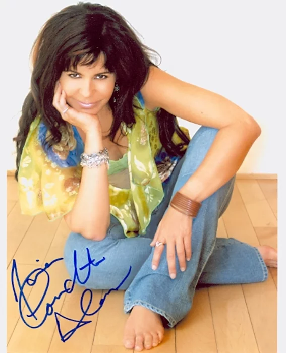 Maria Conchita Alonso autograph