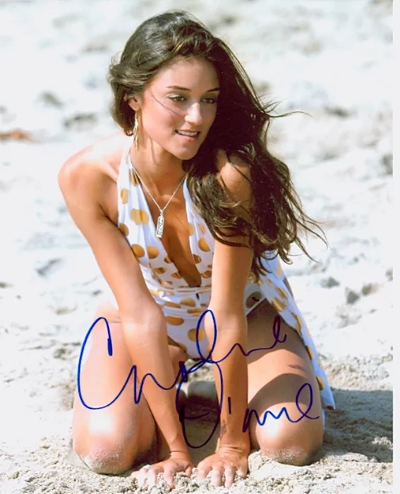 Caroline D'Amore autograph