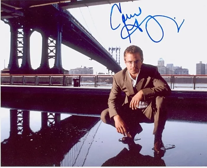 Carmine Giovinazzo autograph