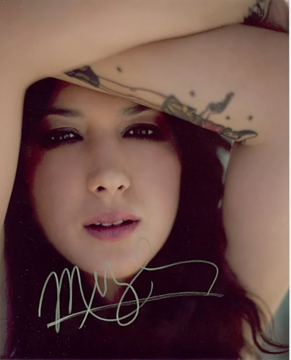 Michelle Branch autograph