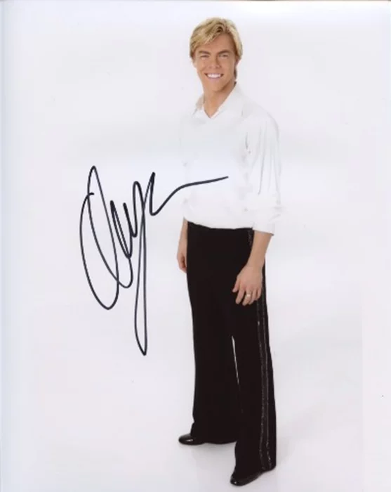 Derek Hough autograph