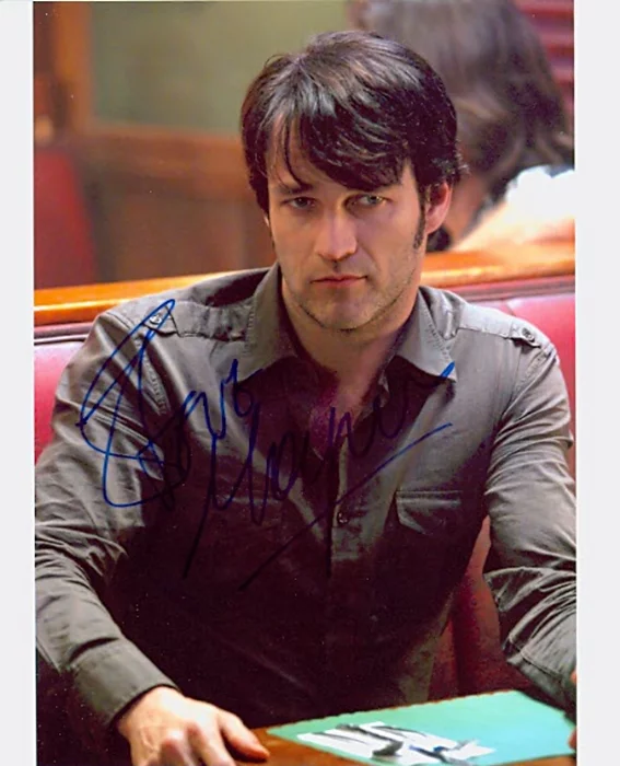 Stephen Moyer autograph