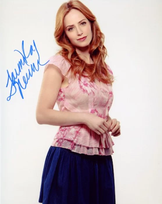 Jaime Ray Newman autograph