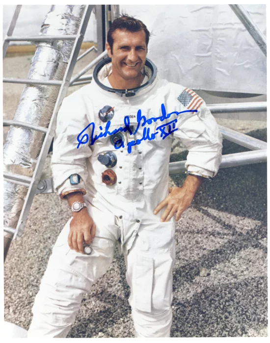 Richard Gordon autograph