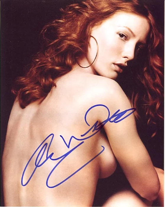 Alicia Witt autograph
