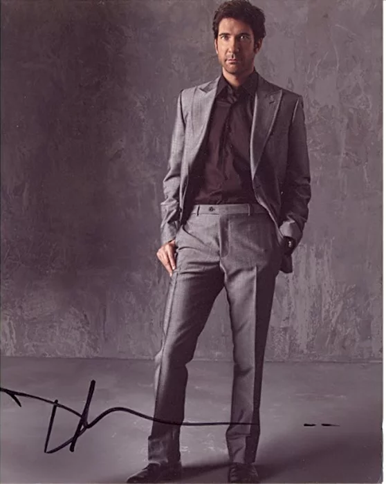 Dylan McDermott autograph