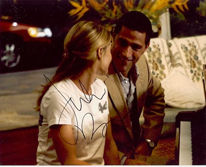 Julie Bowen autograph