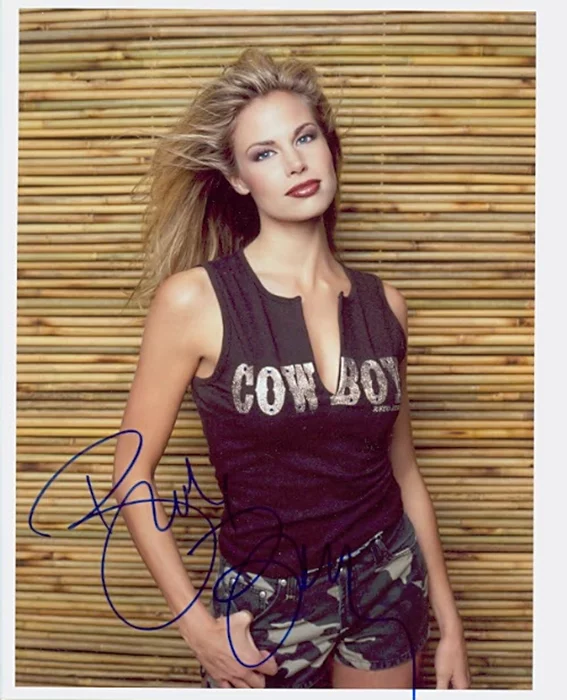 Brooke Burns autograph