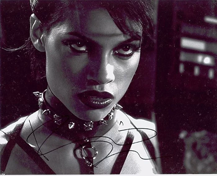 Rosario Dawson autograph
