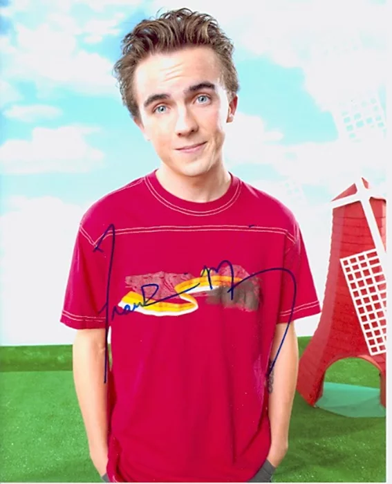 Frankie Muniz autograph