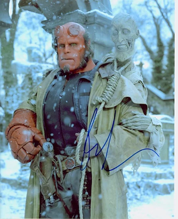 Ron Perlman autograph