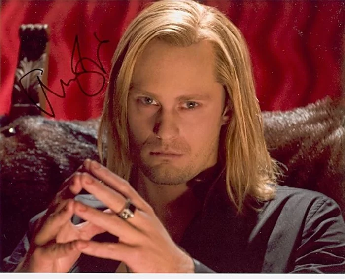 Alexander Skarsgard autograph