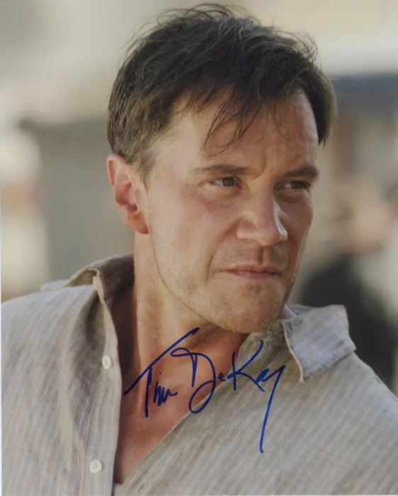 Tim DeKay autograph