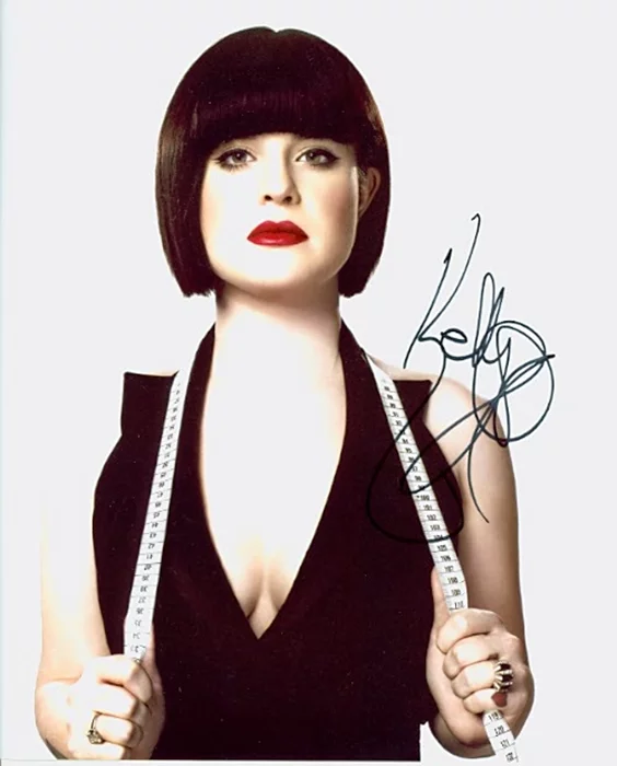 Kelly Osbourne autograph