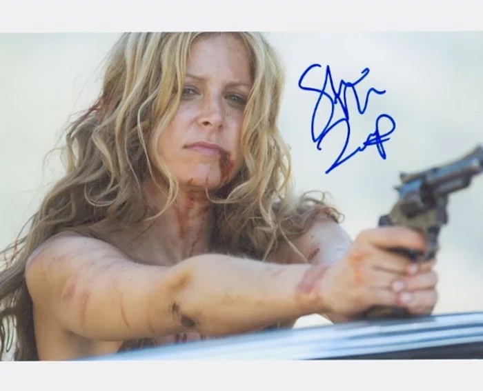 Sheri Moon Zombie autograph