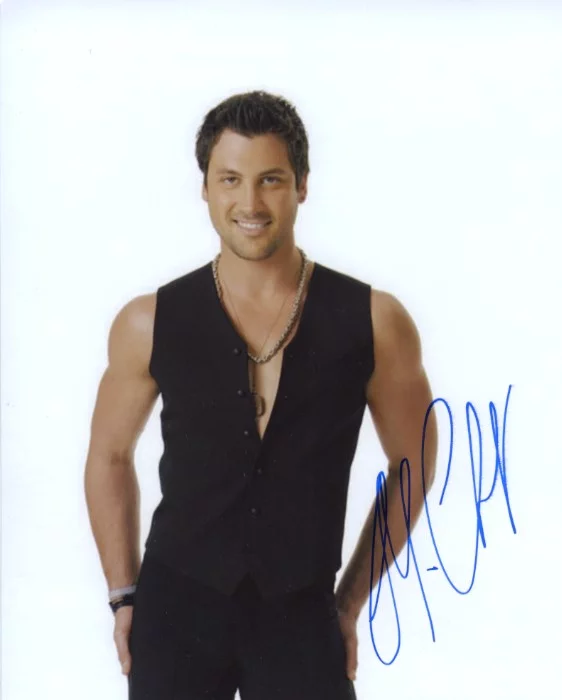 Maksim Chmerkovskiy autograph