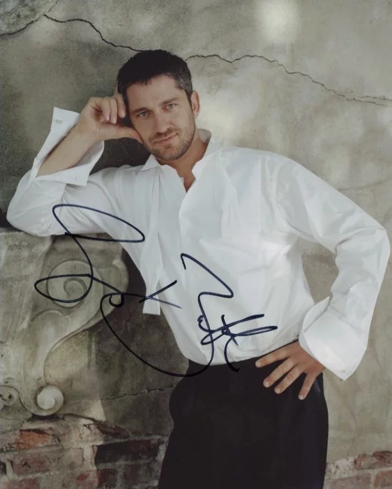 Gerard Butler autograph