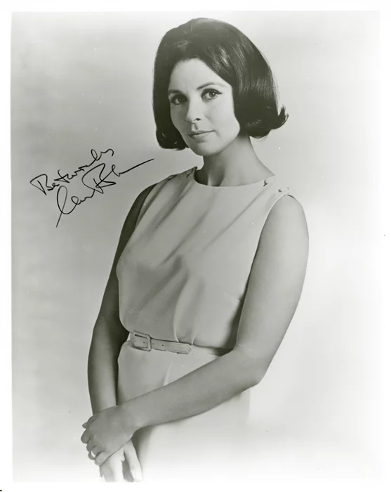 Claire Bloom autograph