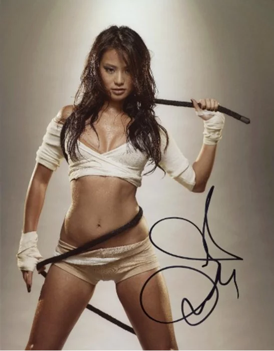 Jamie Chung autograph