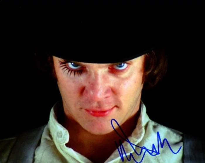 Malcolm McDowell autograph