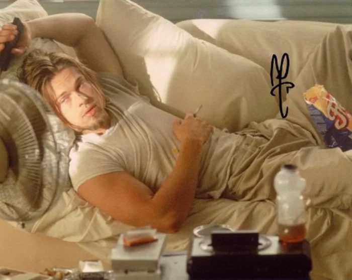 Brad Pitt autograph
