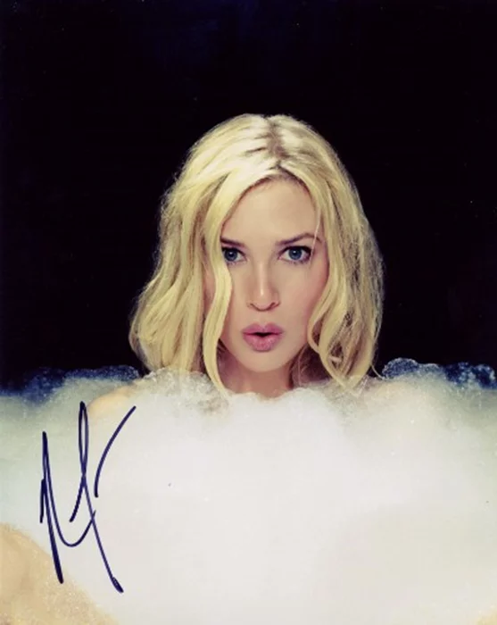 Renee Zellweger autograph