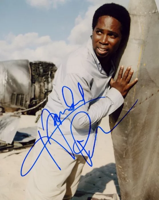 Harold Perrineau autograph