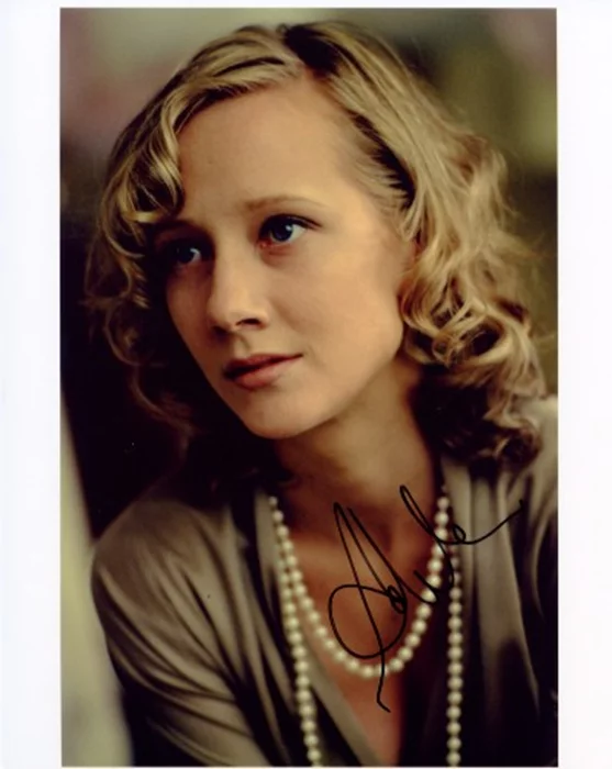 Anne Heche autograph