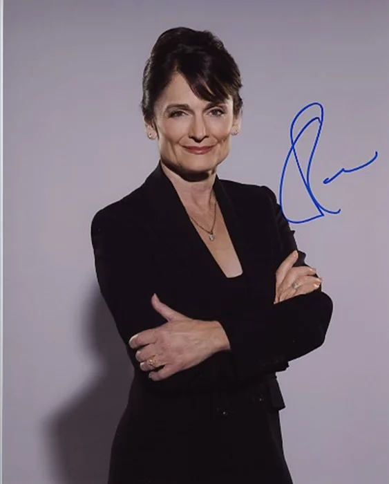 Cristine Rose autograph