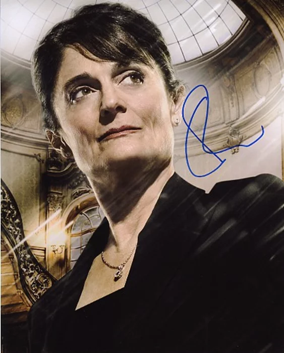 Cristine Rose autograph