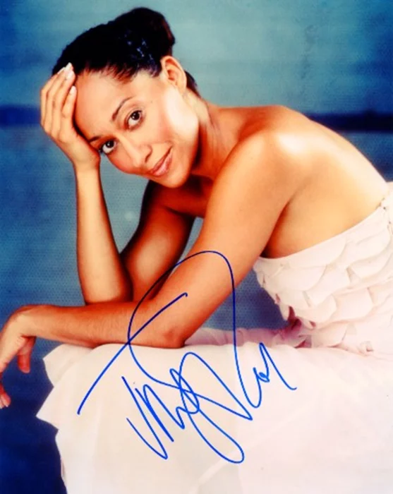 Tracee Ellis Ross autograph
