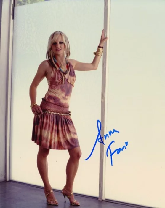 Anna Faris autograph