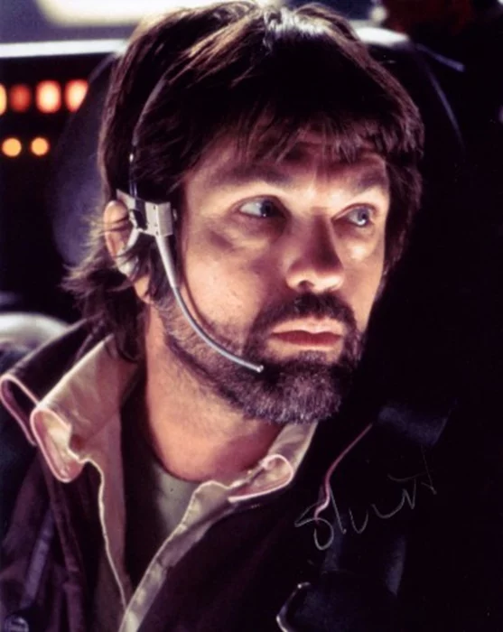 Tom Skerritt autograph