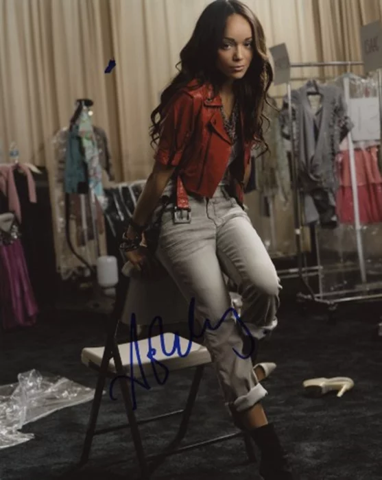 Ashley Madekwe autograph