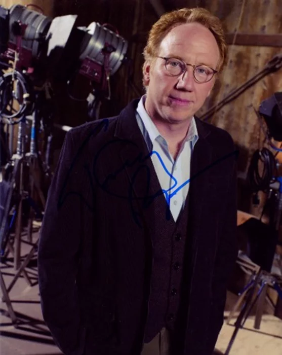Timothy Busfield autograph