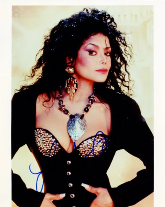 LaToya Jackson autograph
