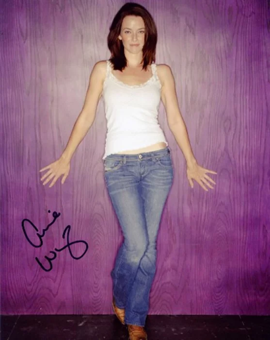 Annie Wersching autograph