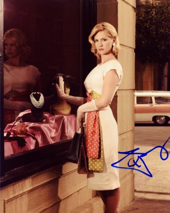 January Jones autograph
