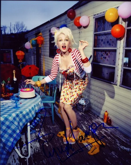 Cyndi Lauper autograph