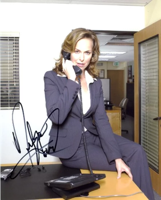 Melora Hardin autograph