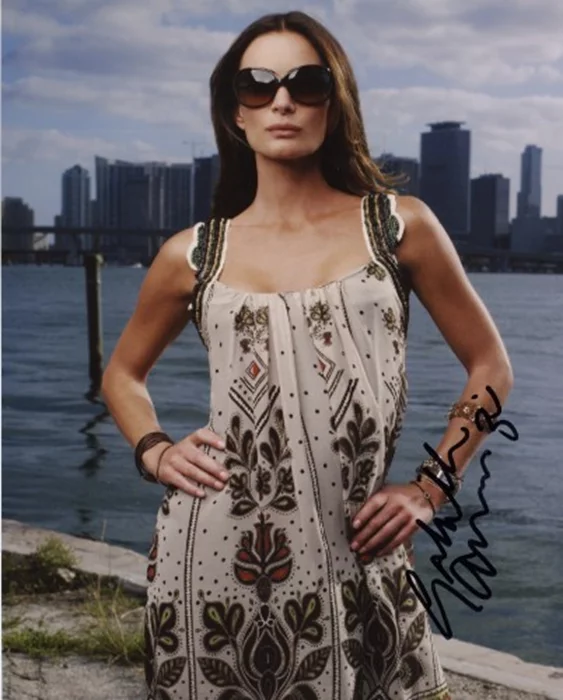 Gabrielle Anwar autograph