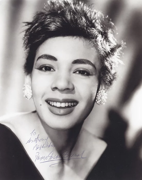 Shirley Bassey autograph