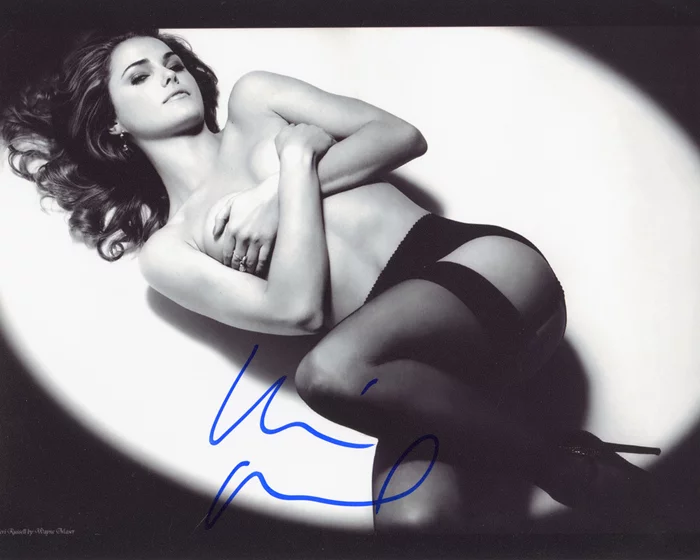 Keri Russell autograph