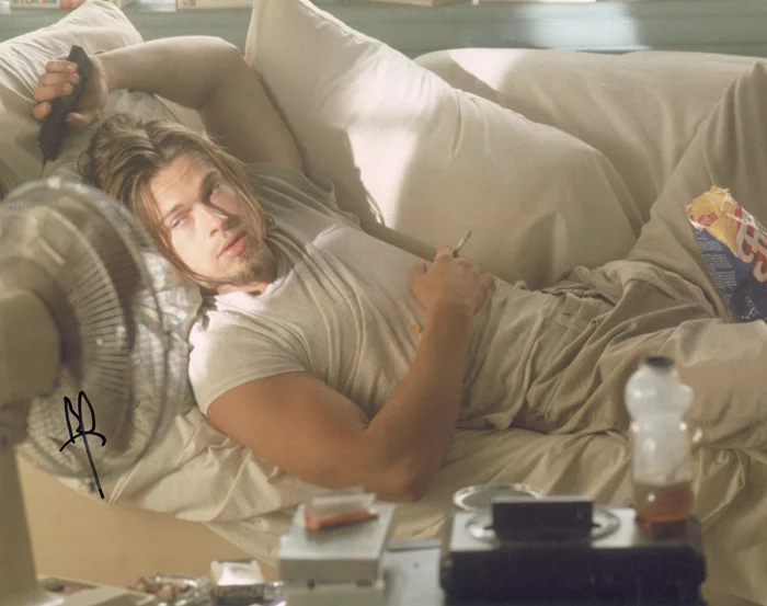 Brad Pitt autograph
