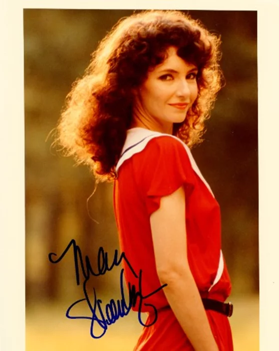 Mary Steenburgen autograph