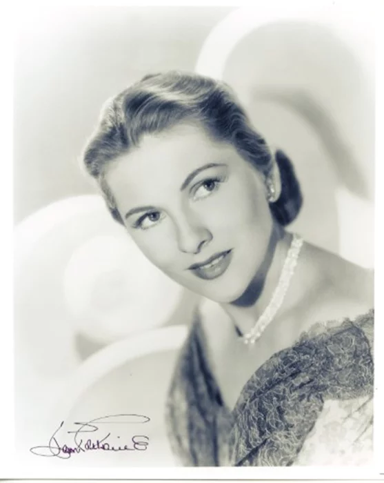 Joan Fontaine autograph