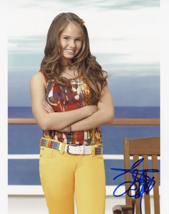 Debby Ryan autograph