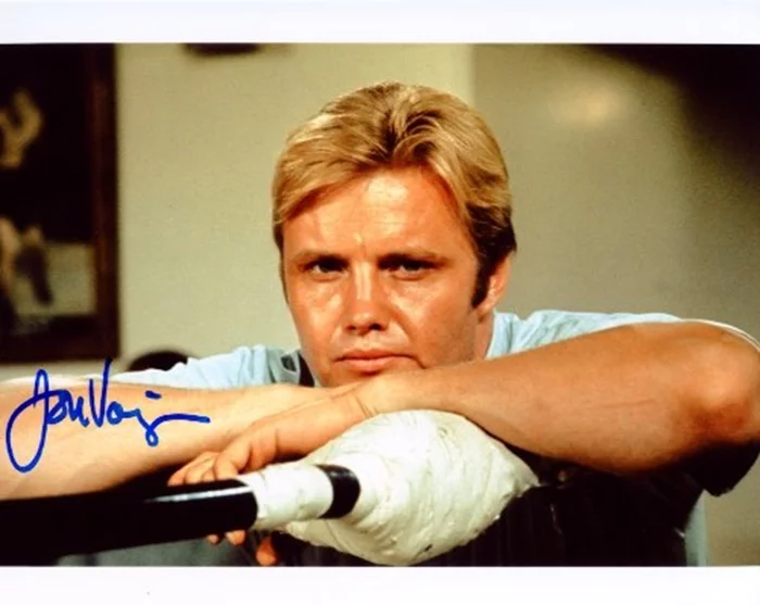 Jon Voight autograph